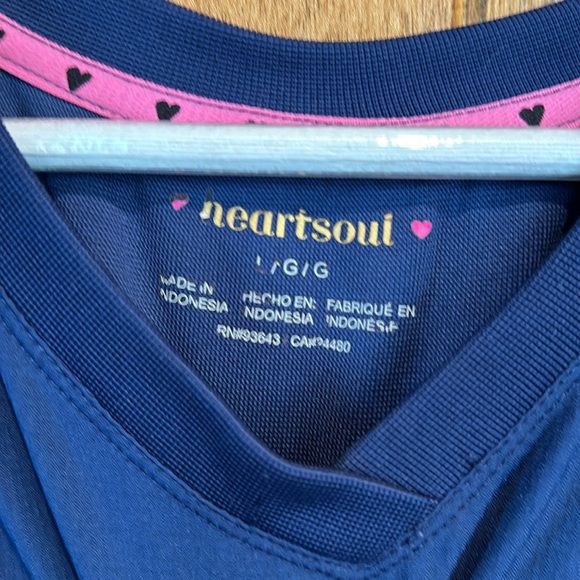 3 piece Heart soul scrub set. Women’s size medium petite - Picture 2 of 6